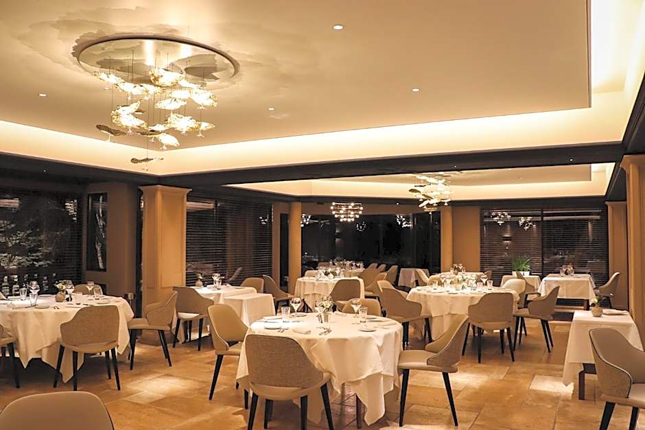 Logis Hotel Le Parc & Spa