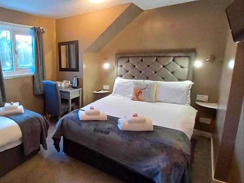Highland Bridge Hotel