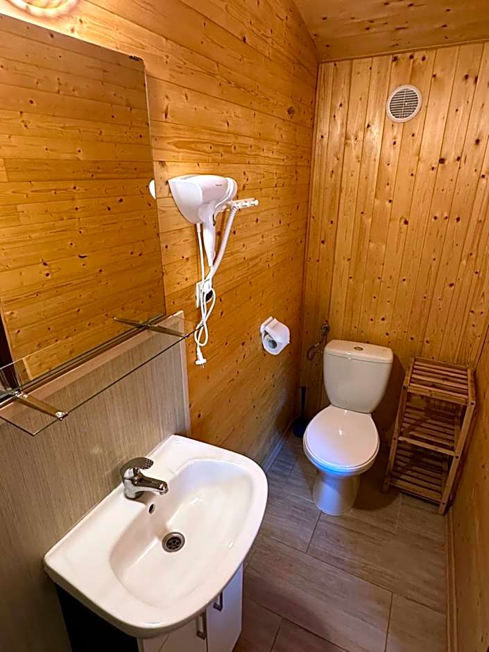 Domki Letniskowe Korona