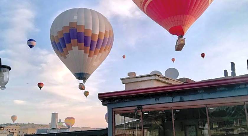 Aren Cave Hotel and Art Gallery