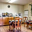 Econo Lodge Inn & Suites Matthews - Charlotte