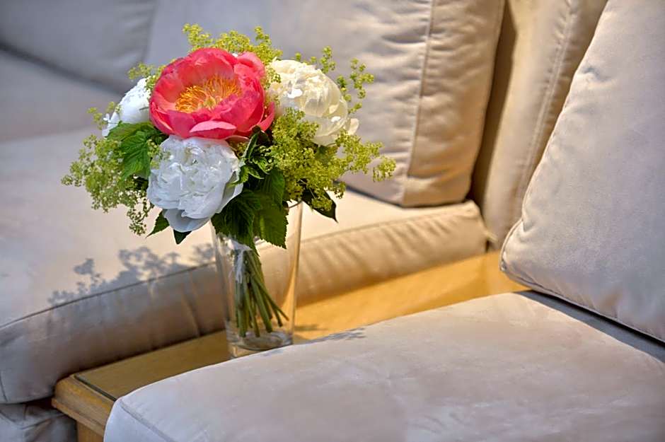 Hotel Renoir Montparnasse