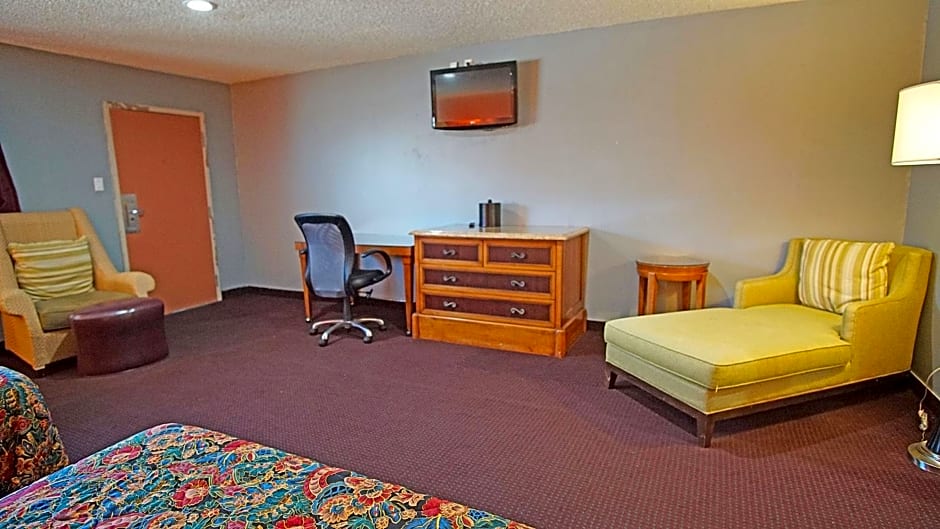 Los Angeles Inn & Suites LAX