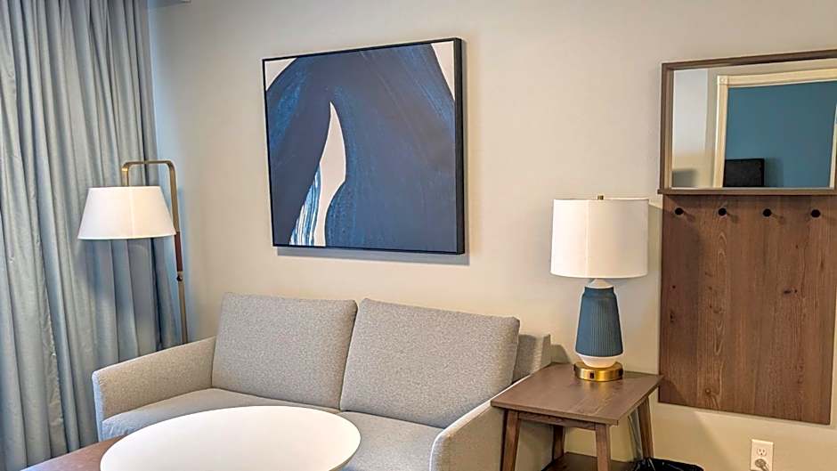 Staybridge Suites Bismarck By IHG