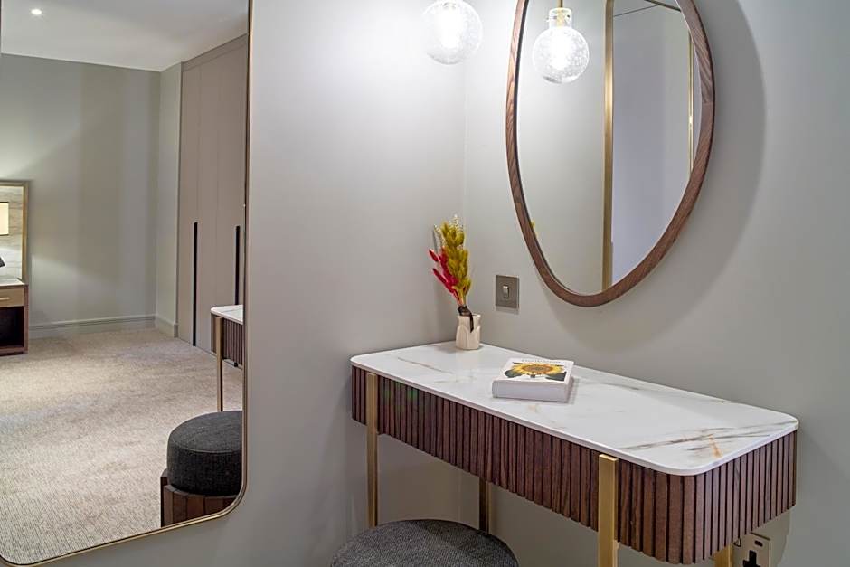 Cheval Phoenix House at Sloane Square