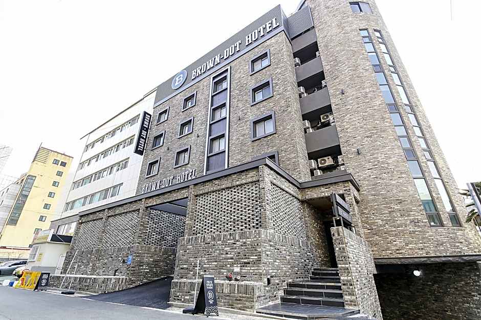 Changwon Brown-dot Hotel Myeongseo