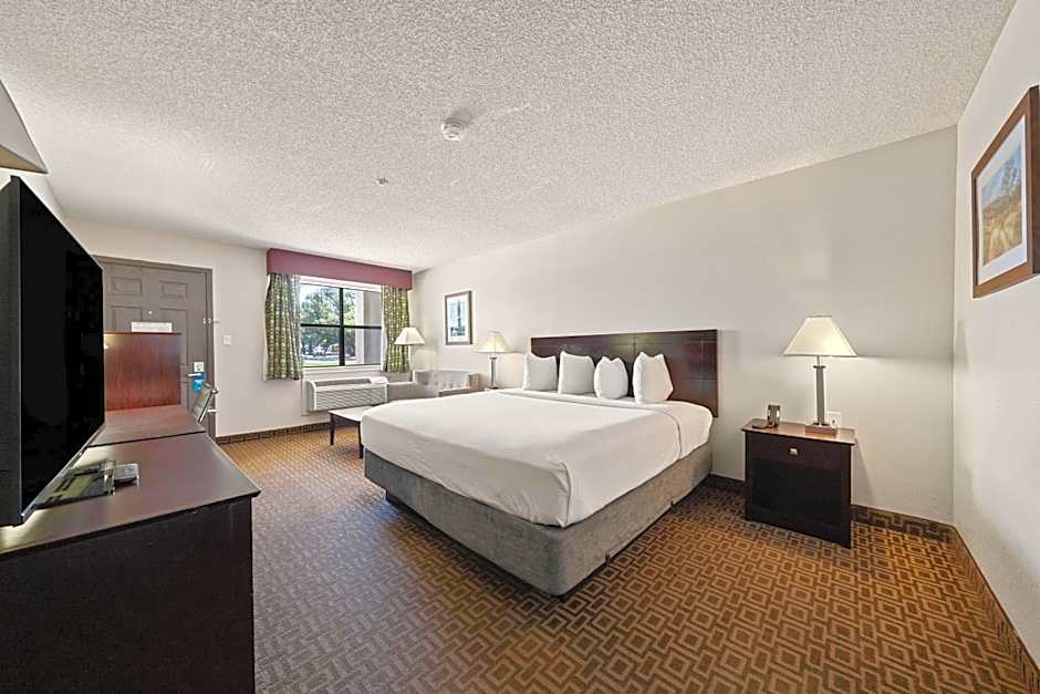 Days Inn by Wyndham Round Rock