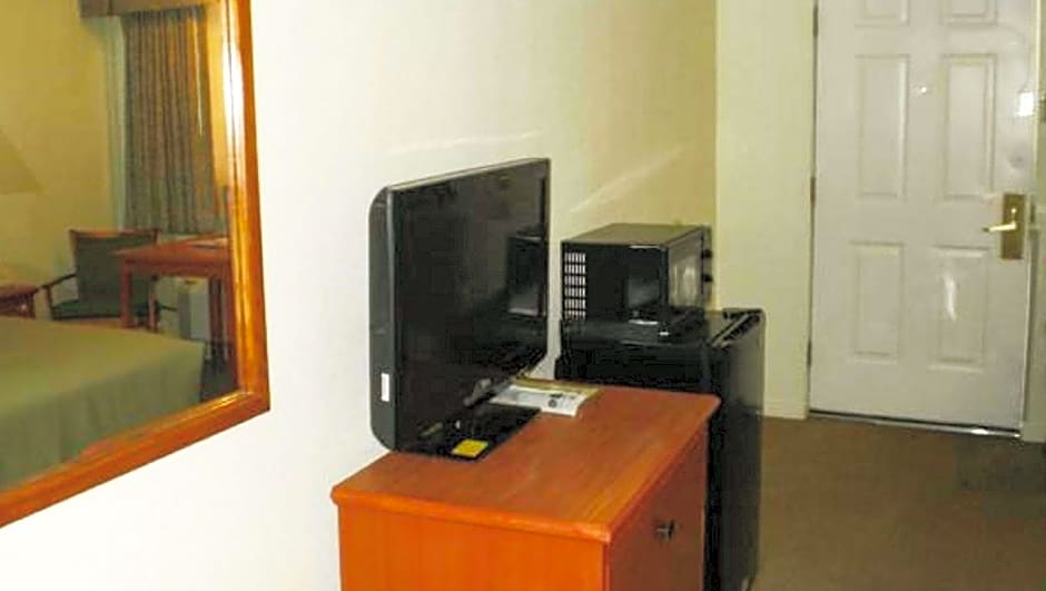 Magnuson Hotel Park Vue