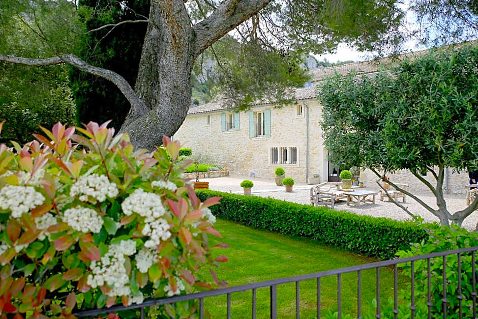 Maison CHENET - Les Chambres Entre Vigne et Garrigue - Teritoria