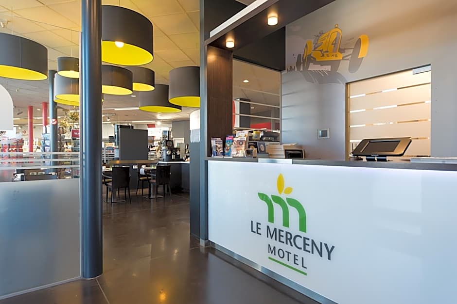 Le Merceny Motel