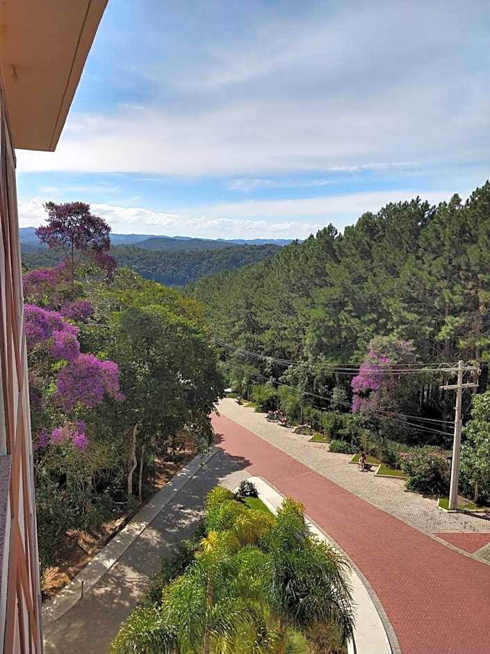 Suíte Charmosa em Pedra Azul