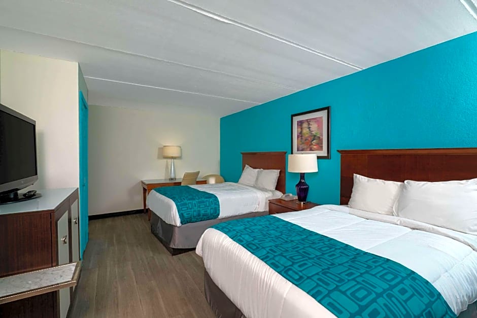 Howard Johnson by Wyndham Atlanta College Park