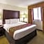 La Quinta Inn & Suites by Wyndham Woodburn