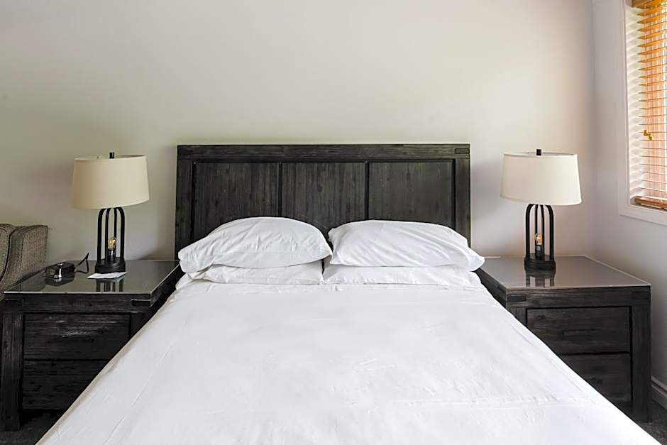 Crystal Mountain Hotels