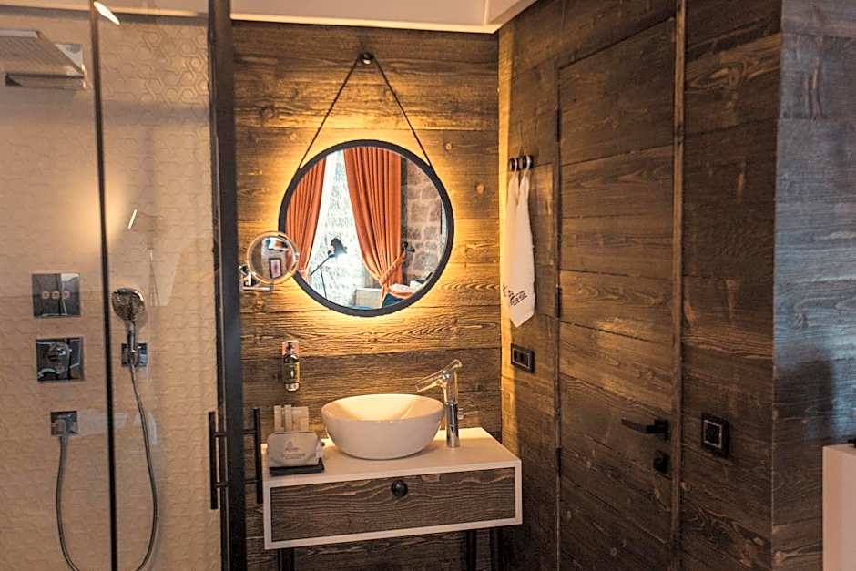 Cephanelik Butik Hotel