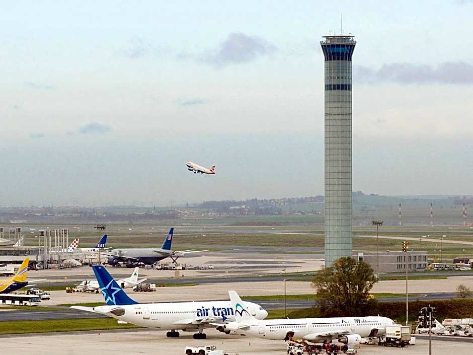 hotelF1 Roissy CDG Pn2