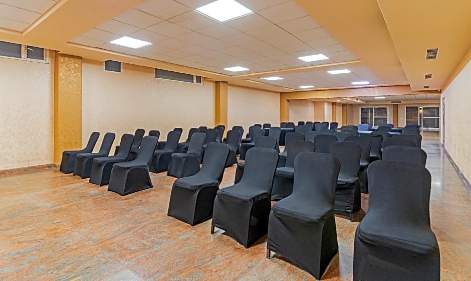 Treebo Premium Baramasi By Jai Club Prime