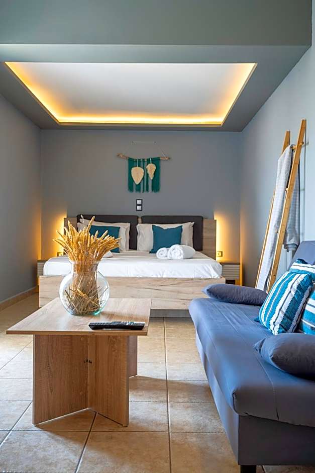 Helen's Studios & Apartments