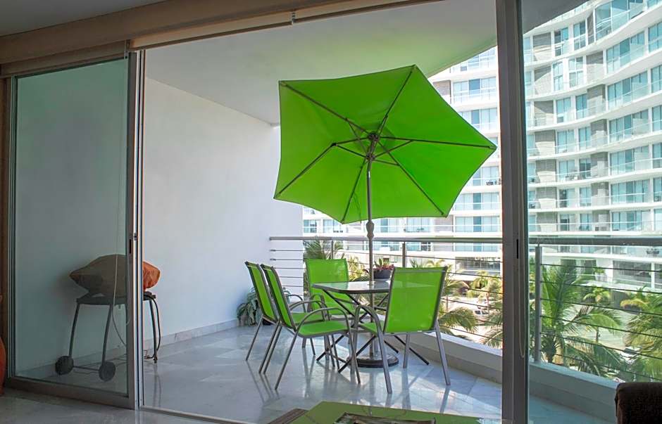 Suites at Aria Pacific Ocean Studio