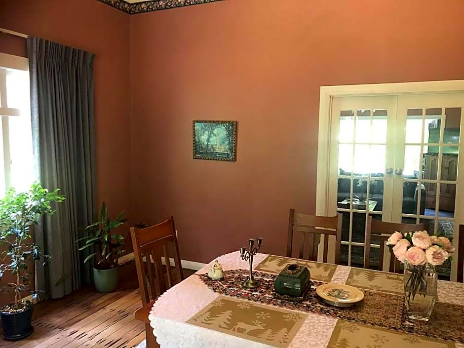 English Cherry Tree Manor