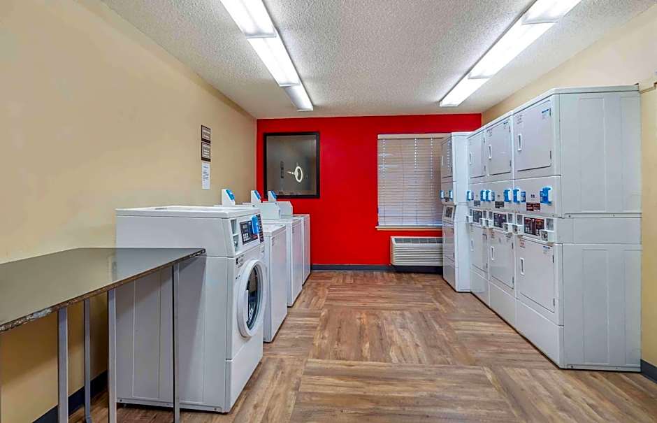 Extended Stay America Select Suites - Chicago - Downers Grove
