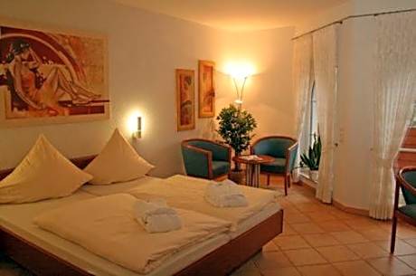 Double Room for Single Use