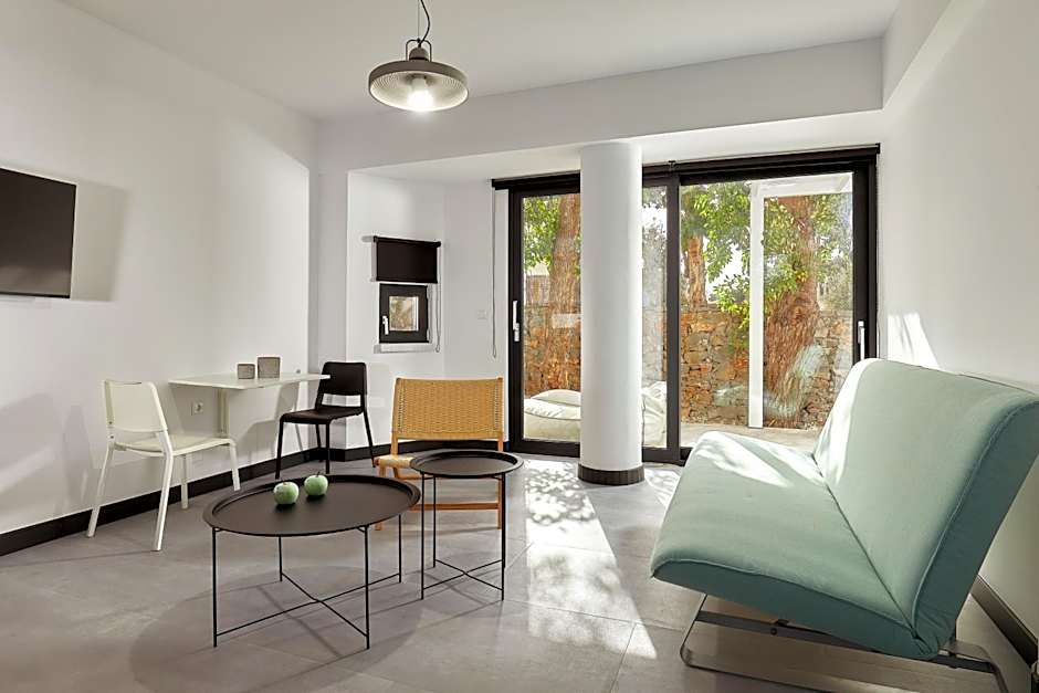 MichELe Luxury apartments by Smaris Collection