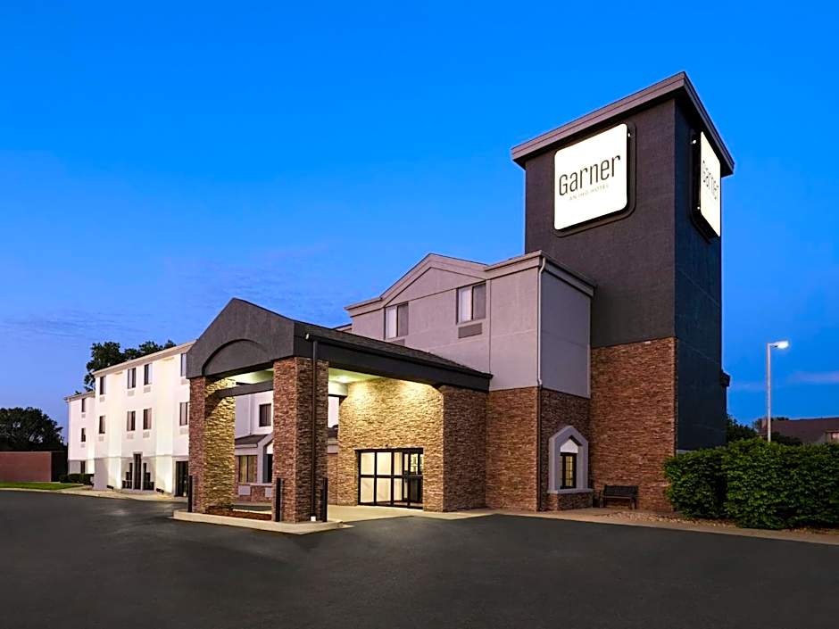 Garner Topeka West By IHG