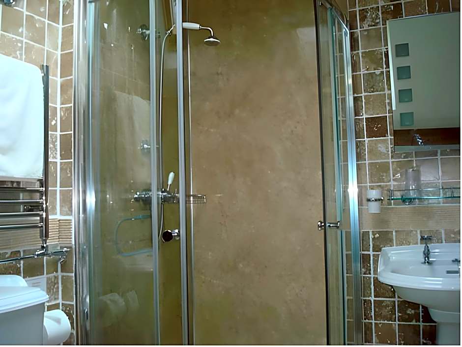 The Wayside and Whisky Barn