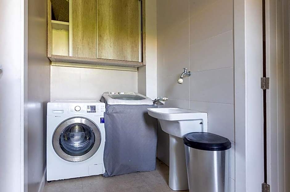 Bz58 Beautiful house with private pool and lake view