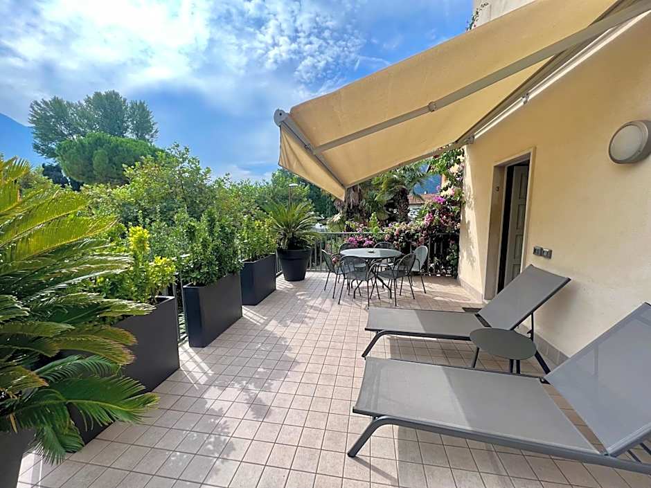 Villa Phoenix - Lake Apartments