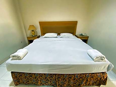 Lilianto Hotel Polewali Mitra RedDoorz