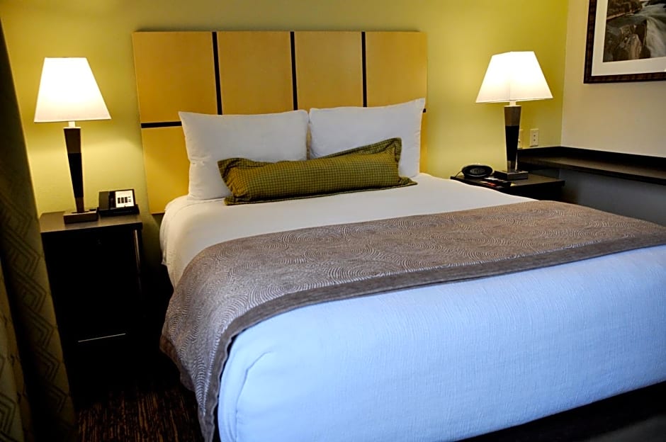 Candlewood Suites Sterling By IHG