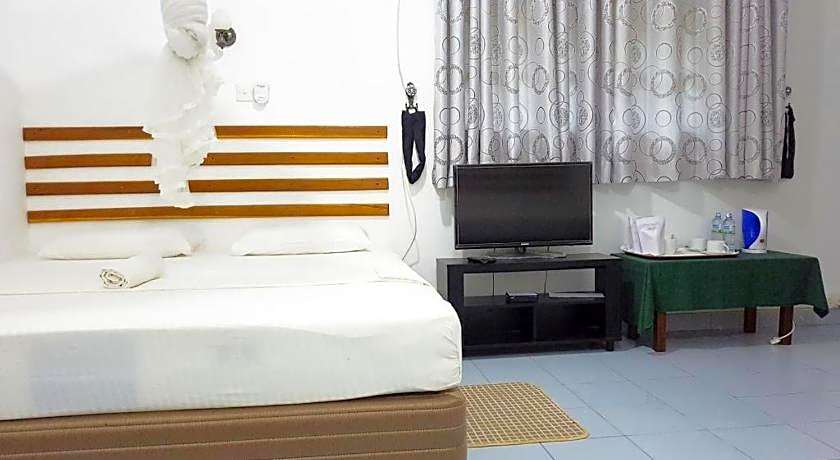 Saji-Sami Hotel