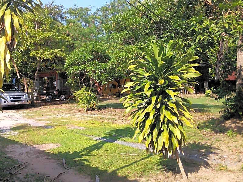 Chill Chill Long Beach Hostel