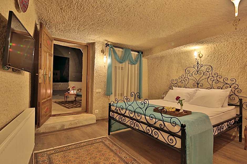 Photo 1 of 8 of Deluxe 1 King Bed Suite