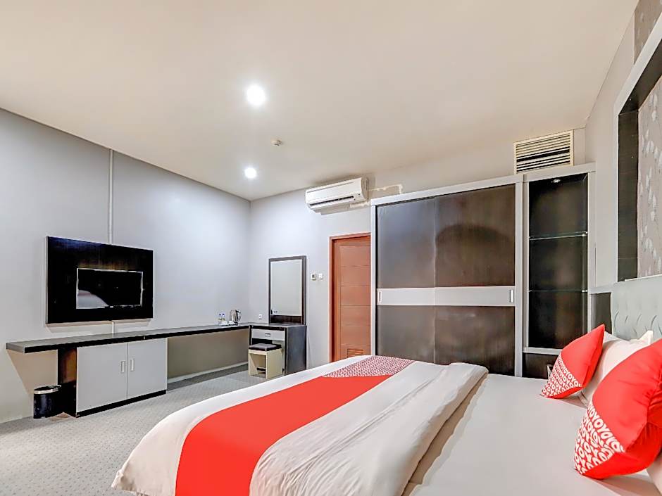 Collection O 90050 Raz Hotel And Convention Syariah