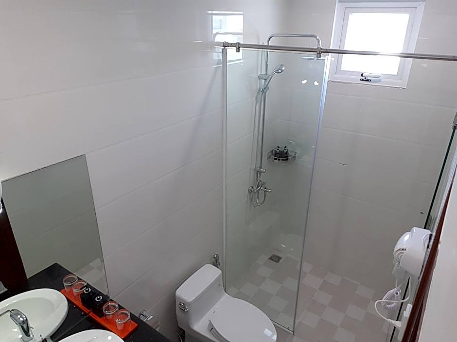 Phuc Ngoc Hotel
