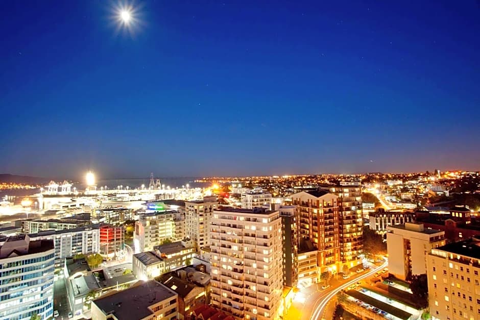 The Quadrant Hotel & Suites