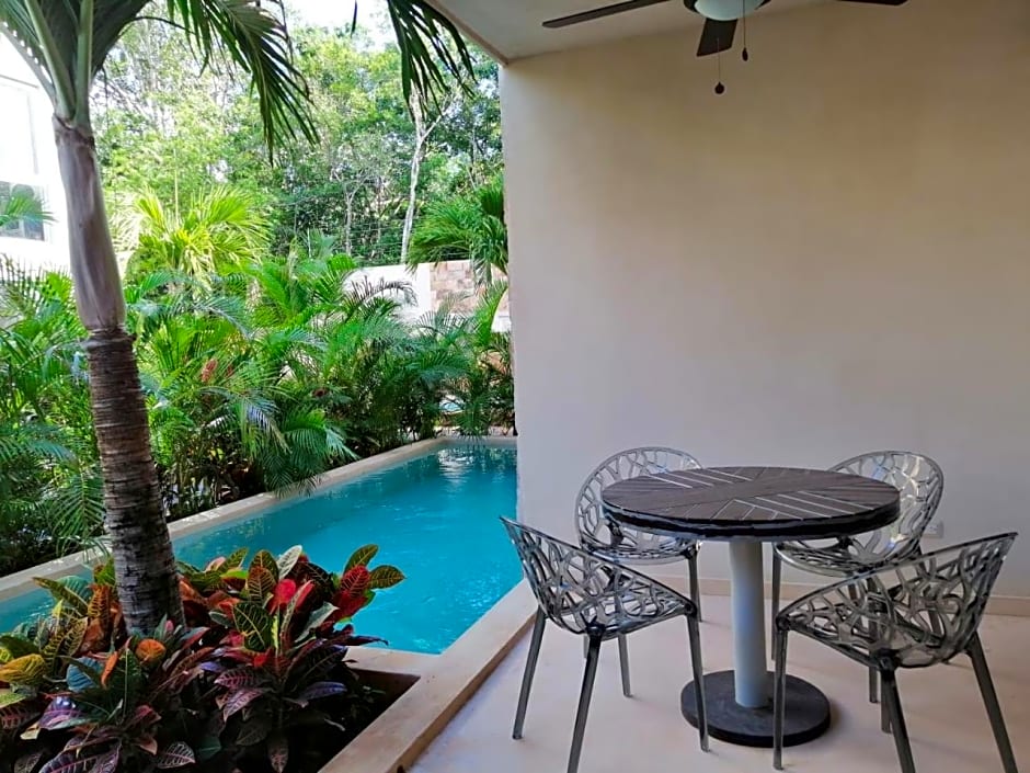 Alma De Flores Private Pools Suites