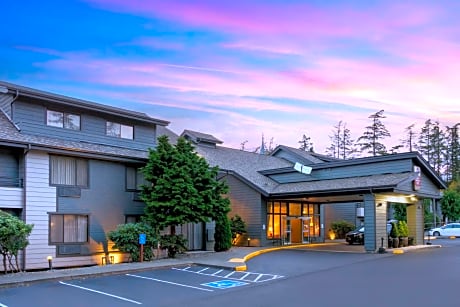 Best Western Plus Harbor Plaza And Conference Center