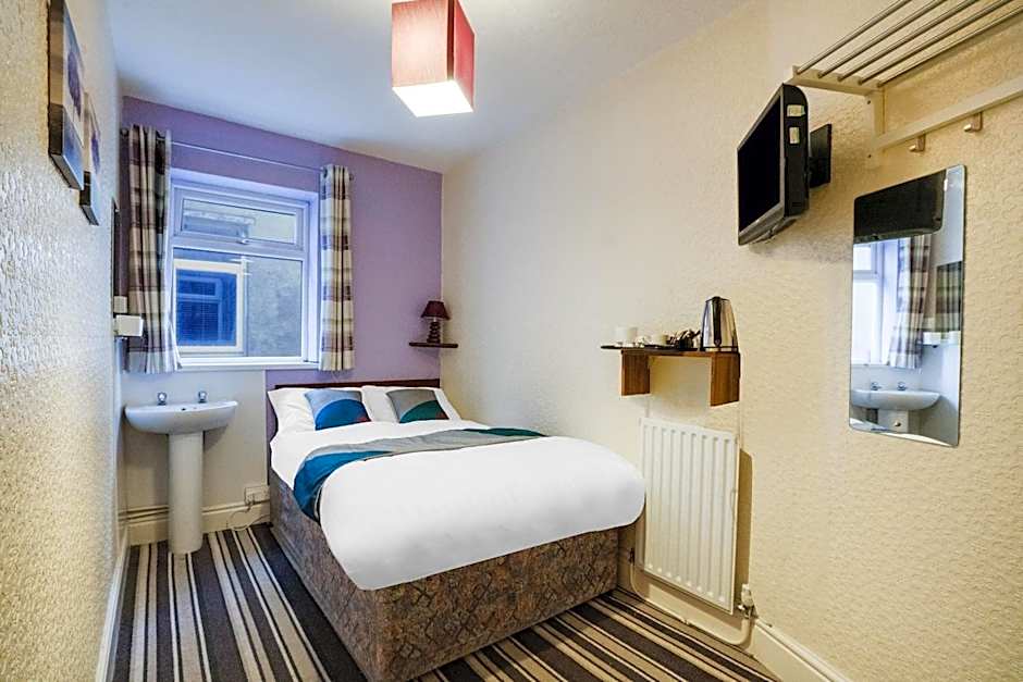 OYO St Kildas, Blackpool Central