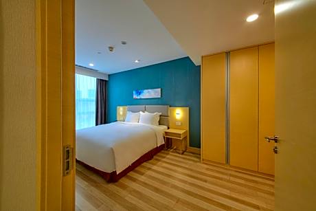 King Suite