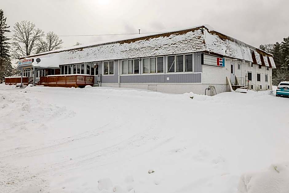 Lakeside Inn