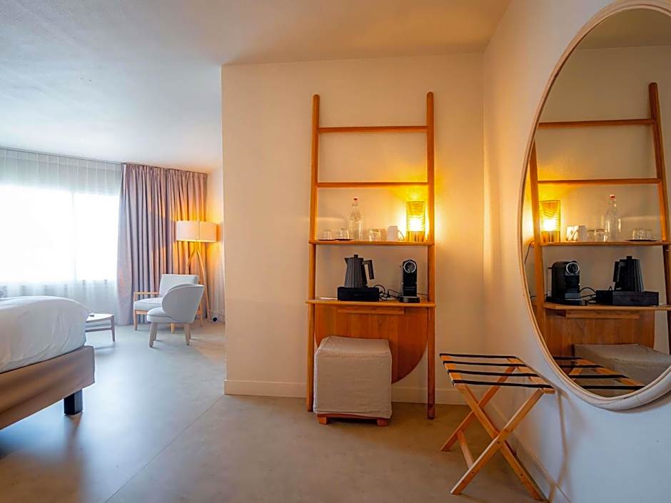 Mercure Saint Raphael Centre PLage
