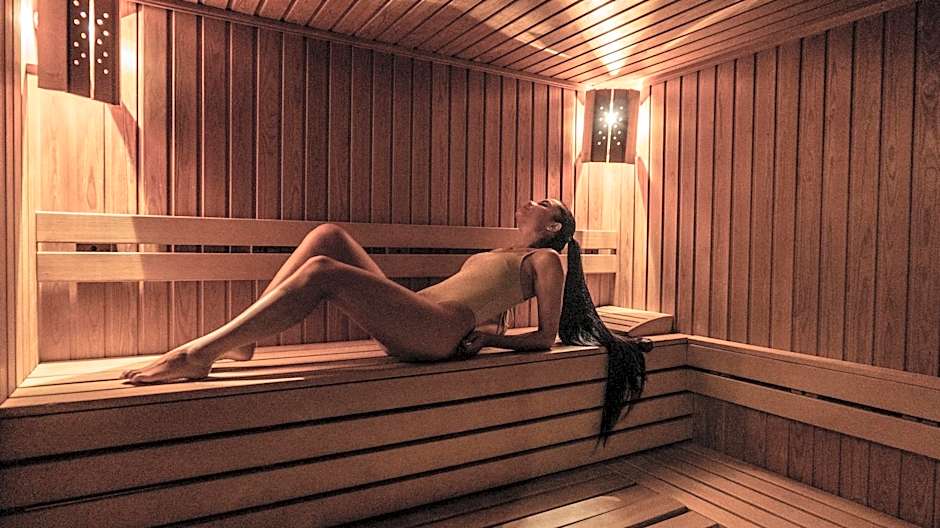 Royal Park Hotel & Apartments