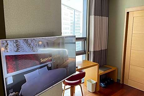 Deluxe Two Double Room