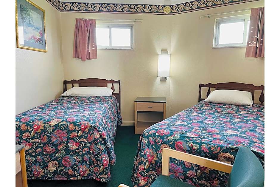 Budget Inn By OYO Toledo Perrysburg I-280