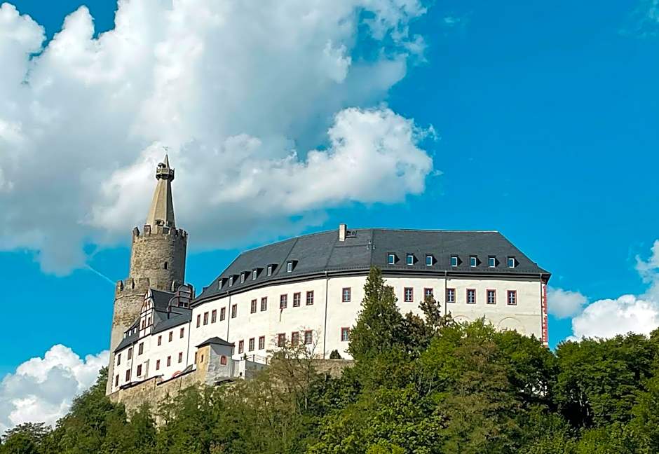 "Zur Altstadt - Am Fuße der Osterburg" Gaststätte, Pension, FEWO