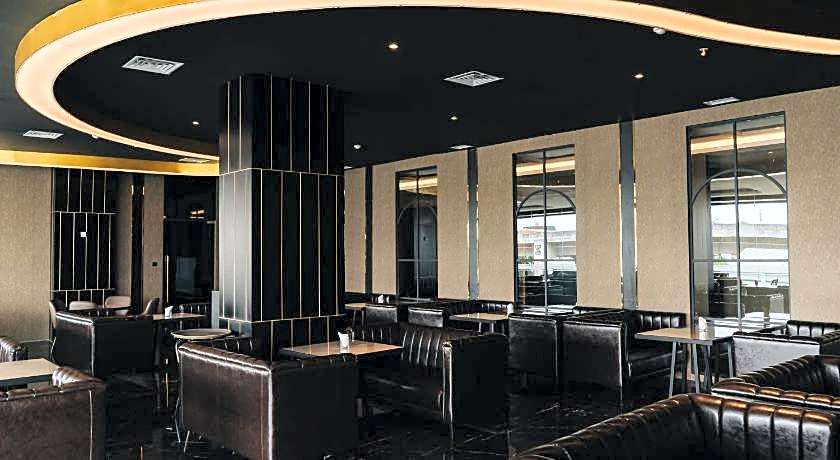 Grand Central Premier